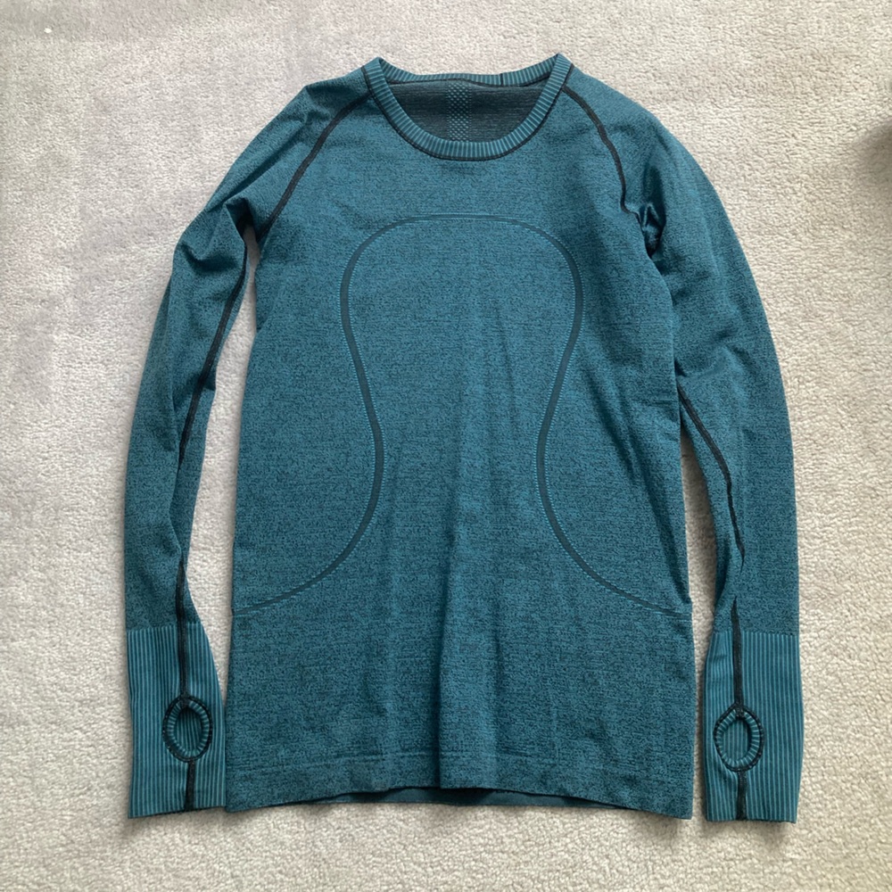 Lululemon womens Swiftly Tech Long-Sleeve Shirt 2.0 - M